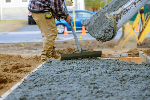 Best Decorative Concrete Services  in Sheridan, IL